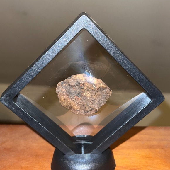 Meteorites - Picture 14 of 16